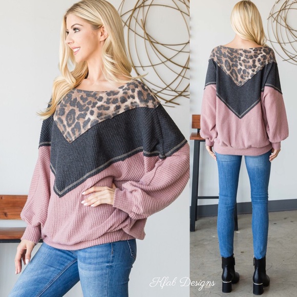 ❤️LAST 1! Color Block Leopard Waffle Knit Top! - Picture 4 of 7